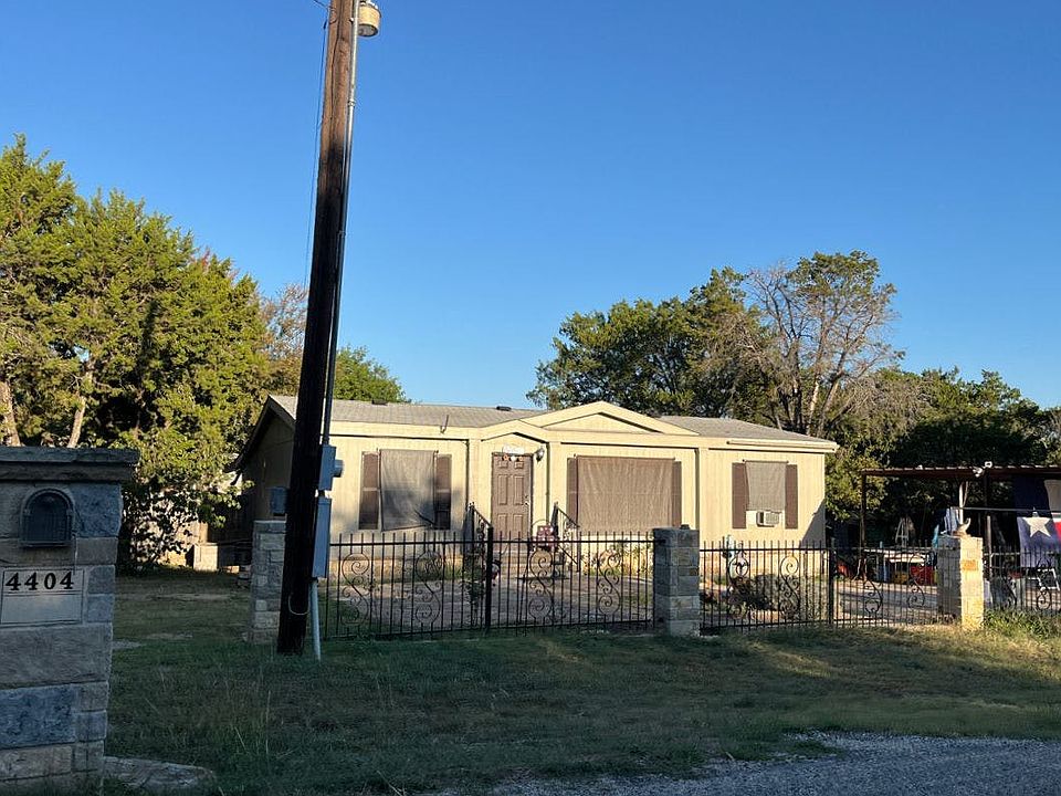 1st image of 4404 Mountain Hollow Dr
