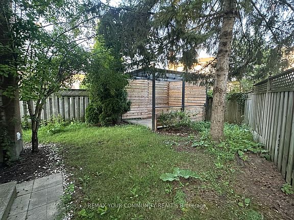 2nd image of 9 Buchanan Cres