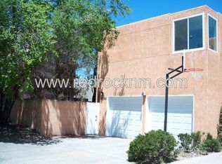 3040 McCoy Pl NE, Albuquerque, NM 87106