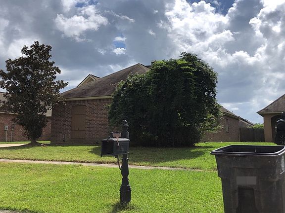 2nd image of 2544 Old Towne Dr