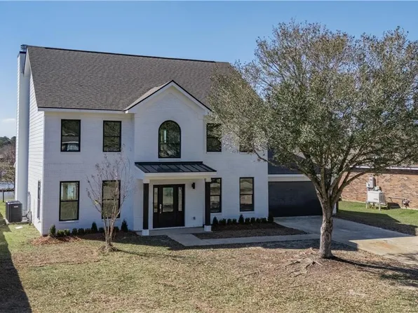 549 Huseman Ln, Covington, LA 70435