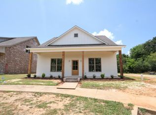 138 Northgate Cir, Saltillo, MS 38866