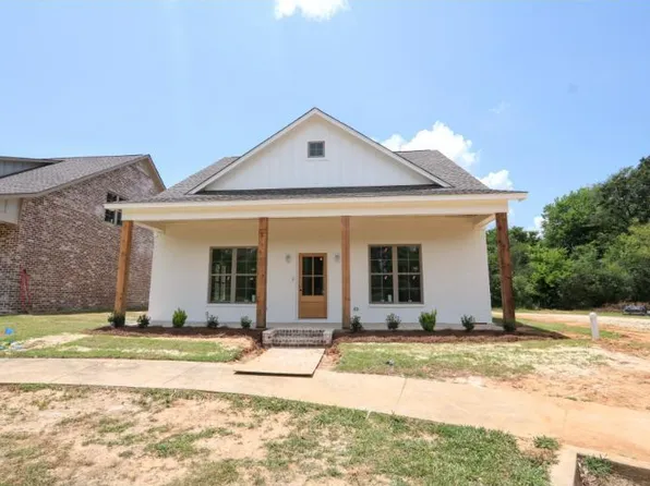 138 Northgate Cir, Saltillo, MS 38866