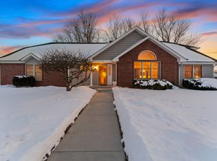 112 E Cardinal Dr, Seymour, IN 47274