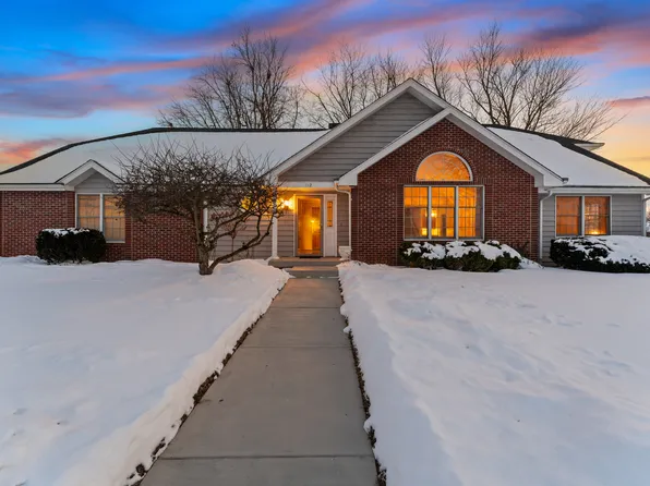 112 E Cardinal Dr, Seymour, IN 47274