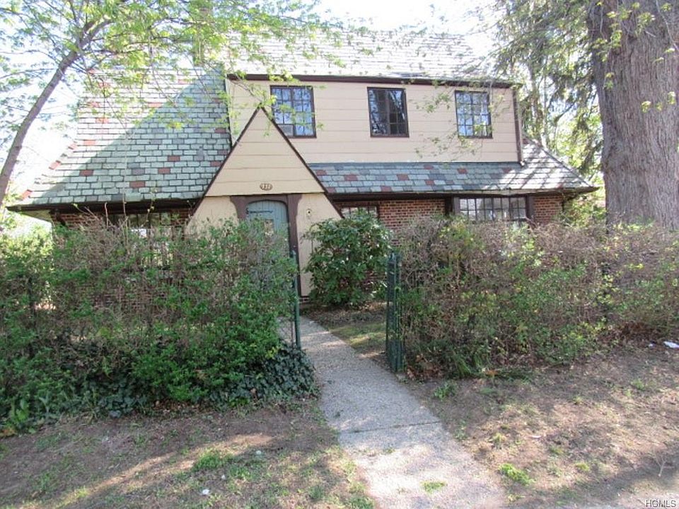 1st image of 131 Fortfield Ave