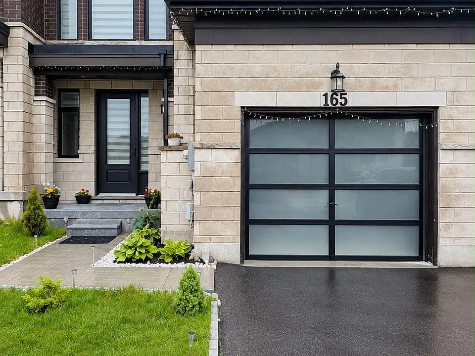 165 Huntingford Trl