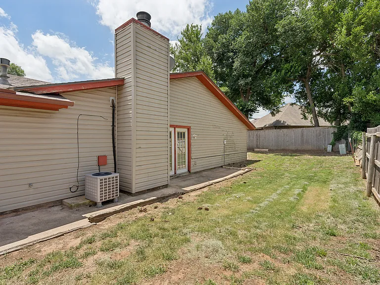 2700 E Shoreridge Ave #2700 — Photo 37