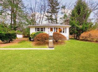 29 Amundsen Ln, New City, NY