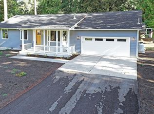 2801 Huckleberry Ln, Camano Island, WA 98282