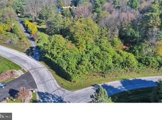 13 Stephanie Cir, Reading, PA 19608