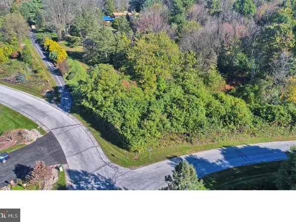 13 Stephanie Cir, Reading, PA 19608