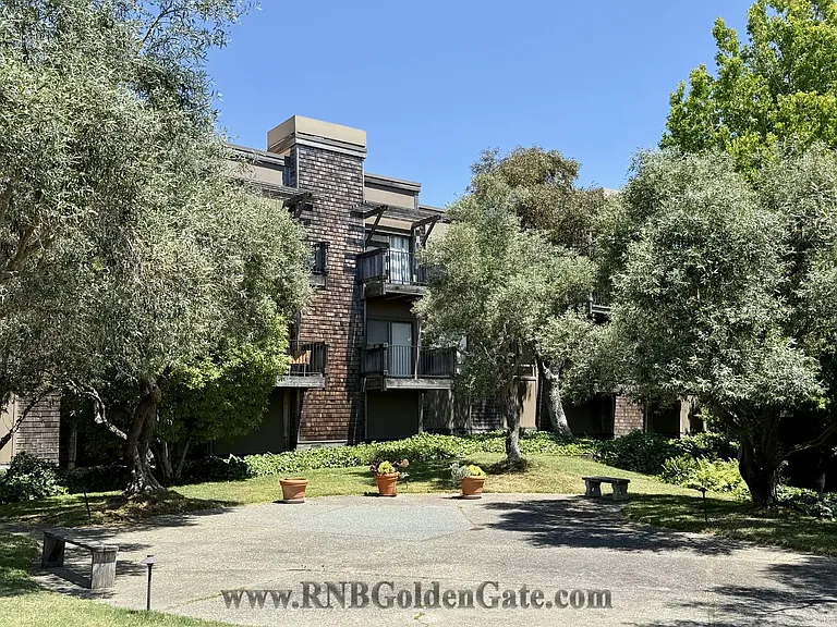 573 Seaver Dr — Photo 25