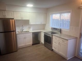 4 Brandywine Sq, Cleveland, OH 44143