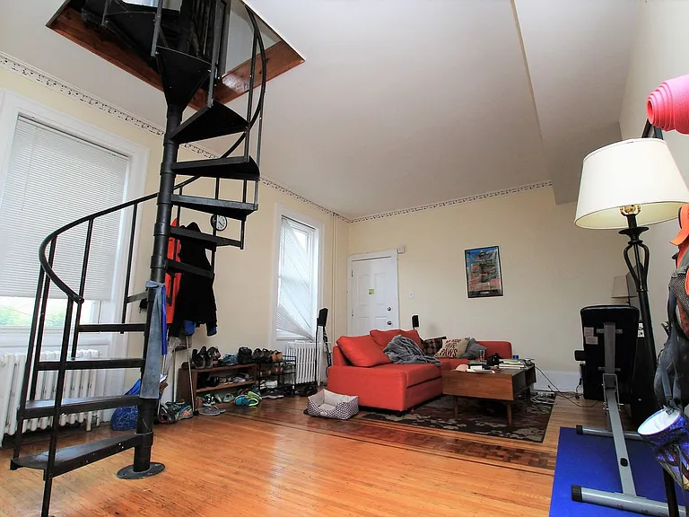 717 N 5th St #2R — Photo 3