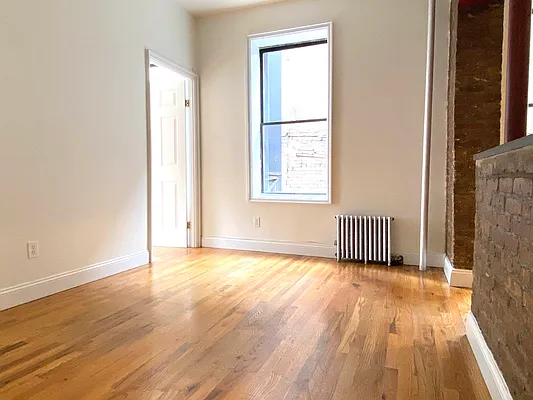 Rented by Corcoran | media 27