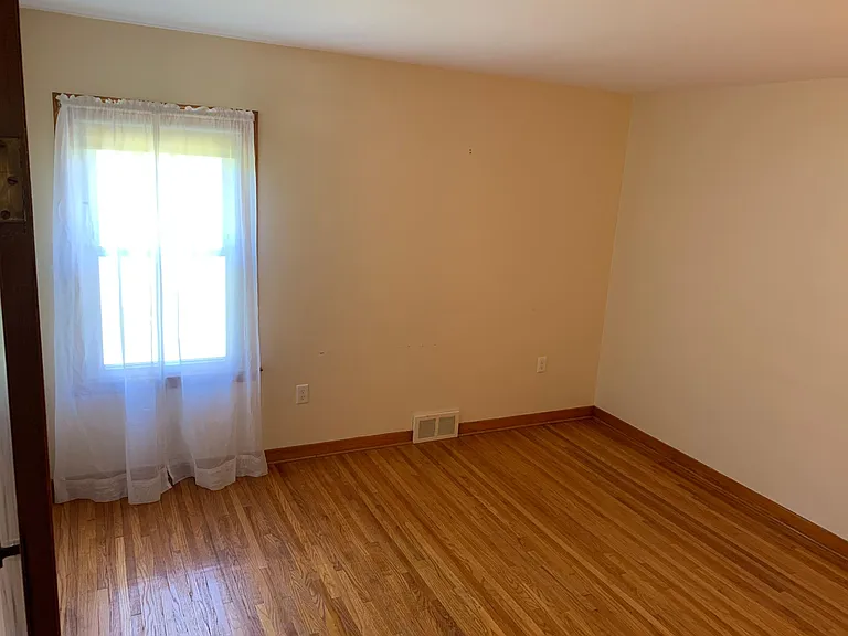 3870 Clinton St #1 — Photo 9