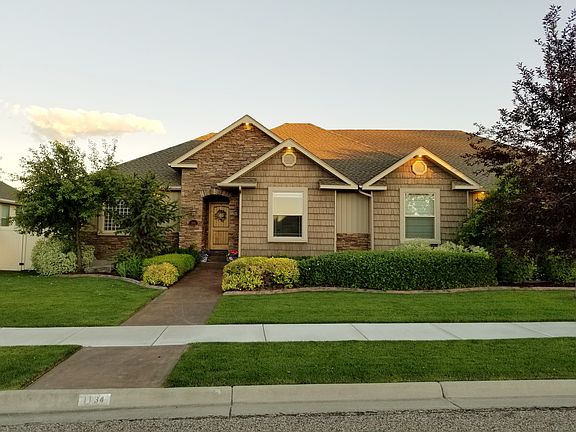 3rd image of 1134 Grassland Dr