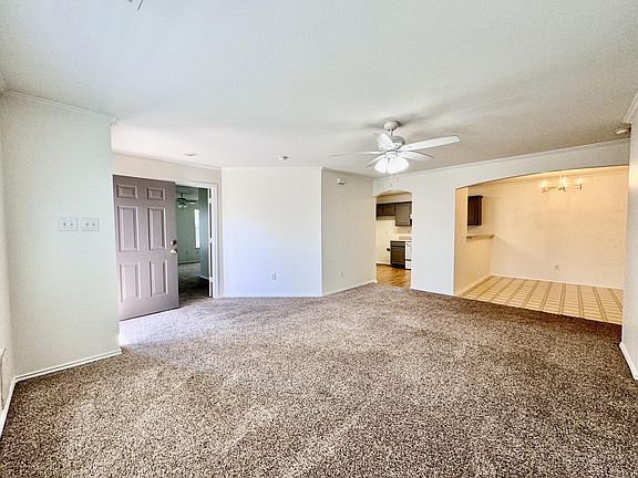 4th image of 414B N Jackson Ave #B