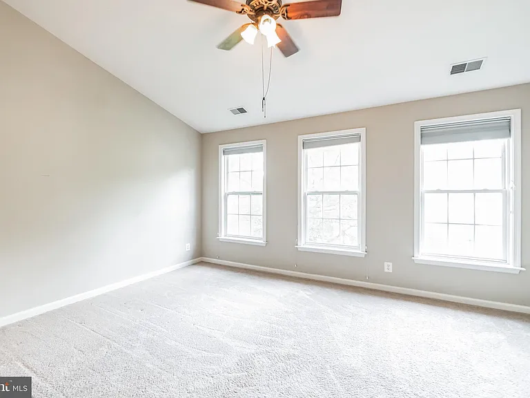 12876 Fair Valley Ct — Photo 11