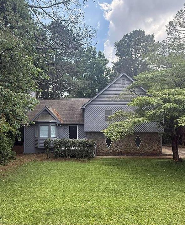 1st image of 105 Arbour Run
