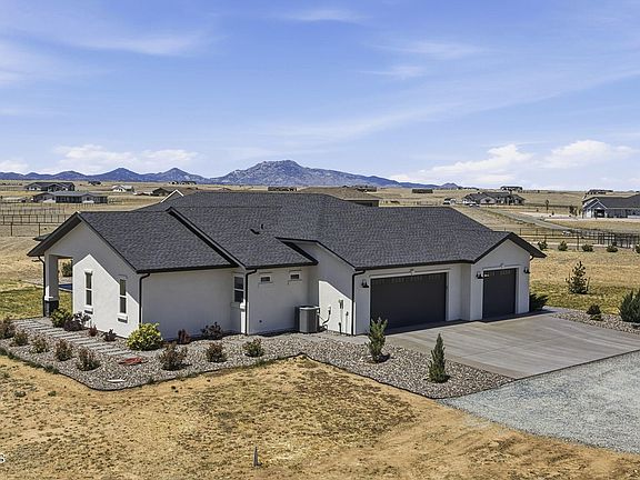 3rd image of 6925 E Manzella Ct
