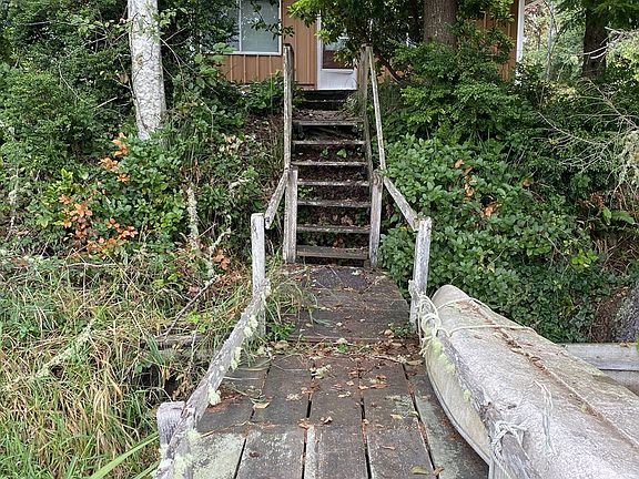 2nd image of 2108 203rd Ln