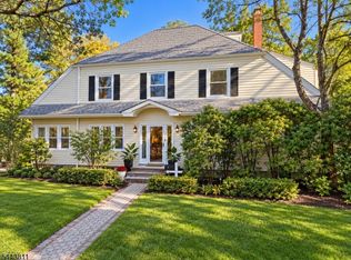 2 Woodland Rd, Maplewood, NJ 07040