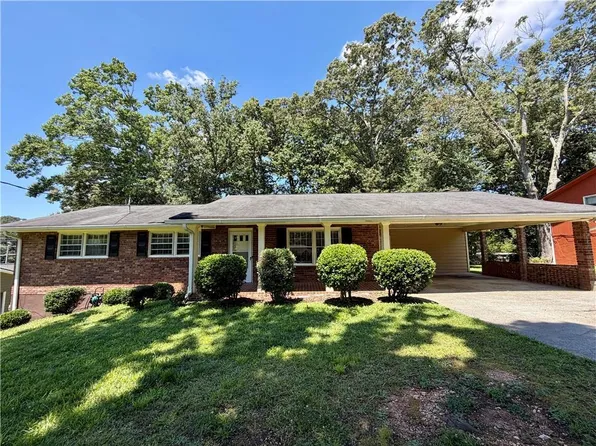 4140 Etowah Dr SE, Acworth, GA 30102