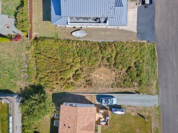 3rd image of 6401 Driftwood Ave