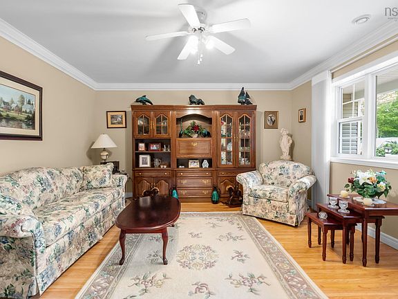 5th image of 68 Two Rivers Dr