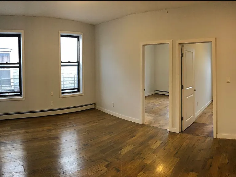 1110 Fteley Ave #2R — Photo 6