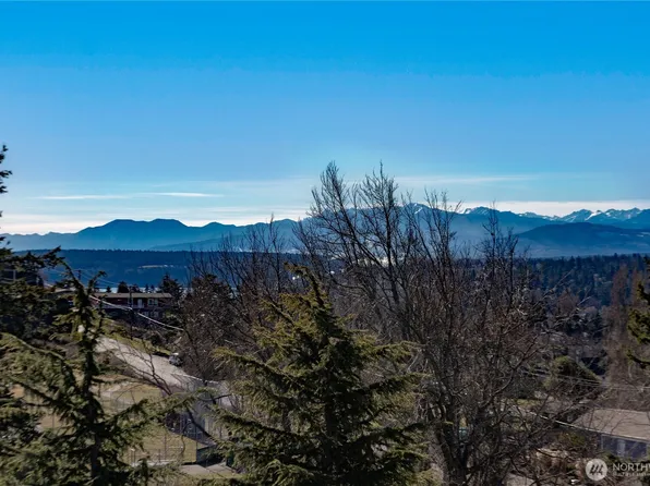 735 Mosley Place, Port Townsend, WA 98368