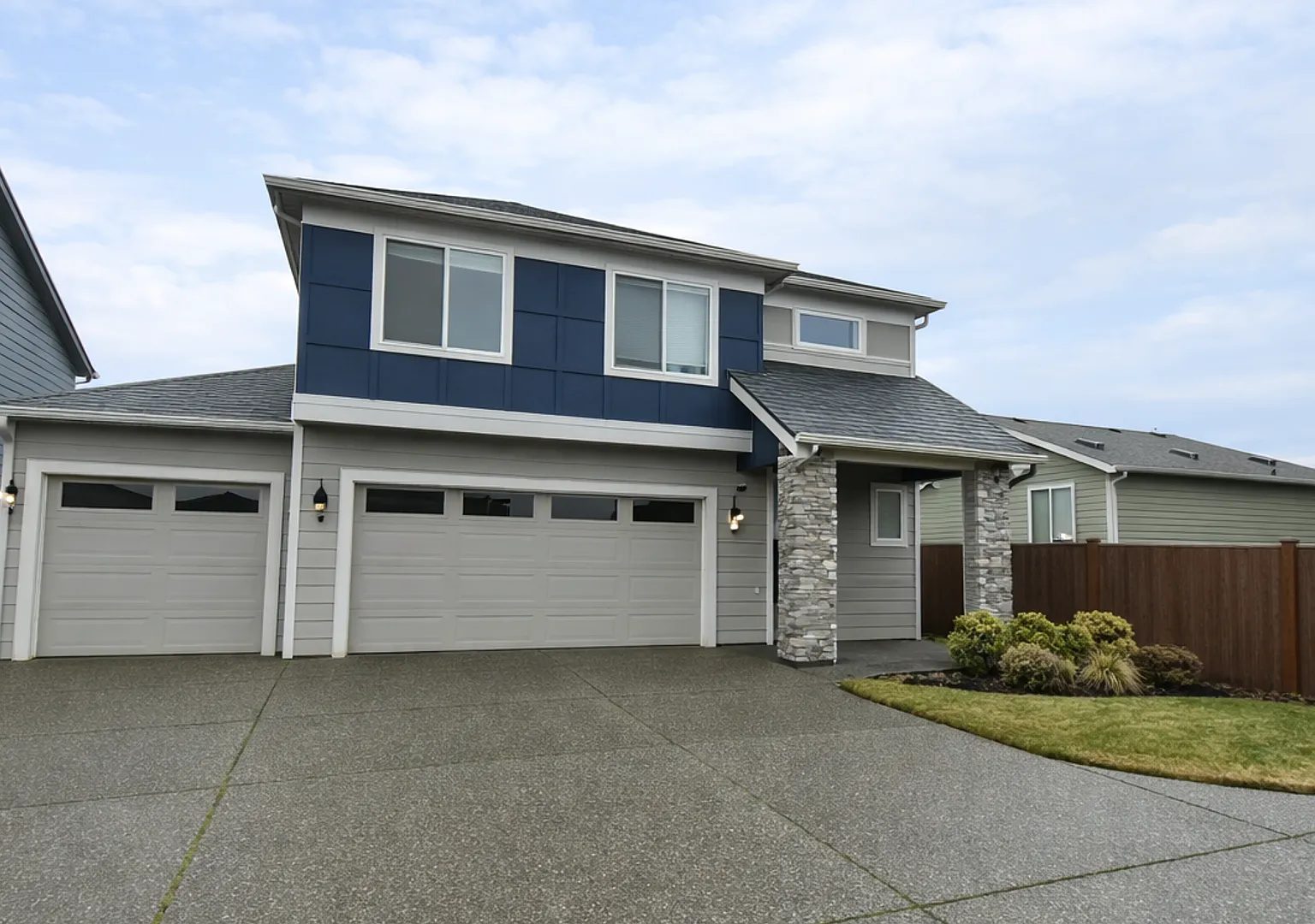Beautiful 3BR Family Home | Loft, Private Backyard, Cul-de-Sac, 3-Car Garage — Photo 2