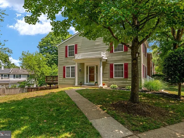 1668 Wilkshire Dr, Crofton, MD 21114