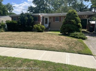 68 Cornell Dr, Hazlet, NJ 07730