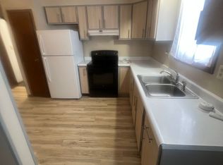 909 12th Ave #1, Britton, SD 57430