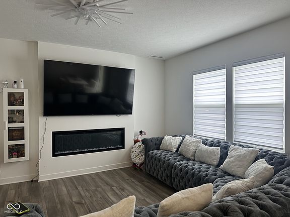 5th image of 5730 Fire Opal Way