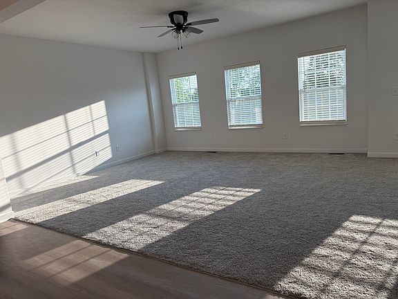 2nd image of 117 Coyote Willow Dr