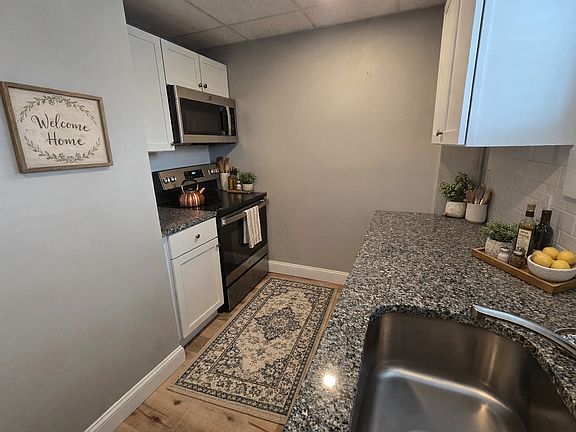 2nd image of 36 Chandler St #201
