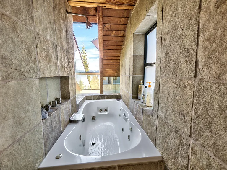 444 Nightingale Rd — Photo 23