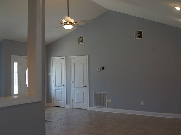 2nd image of 3612 E Grandlake Blvd