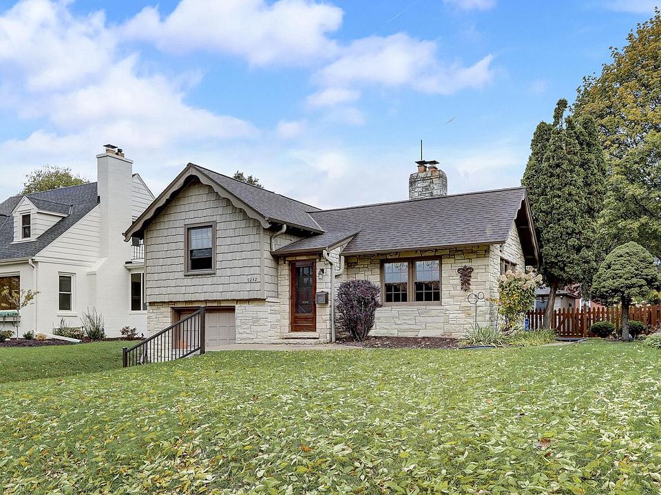 9232 Jackson Park BOULEVARD, Wauwatosa, WI 53226 Zillow