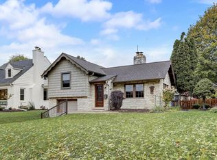 9232 Jackson Park Blvd, Wauwatosa, WI 53226