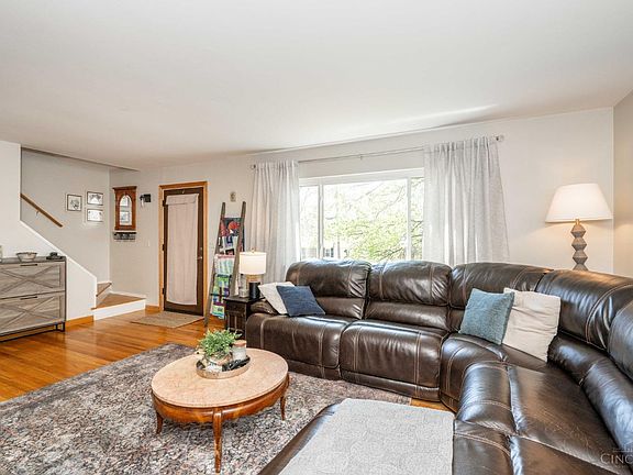 3rd image of 1140 Lanette Dr