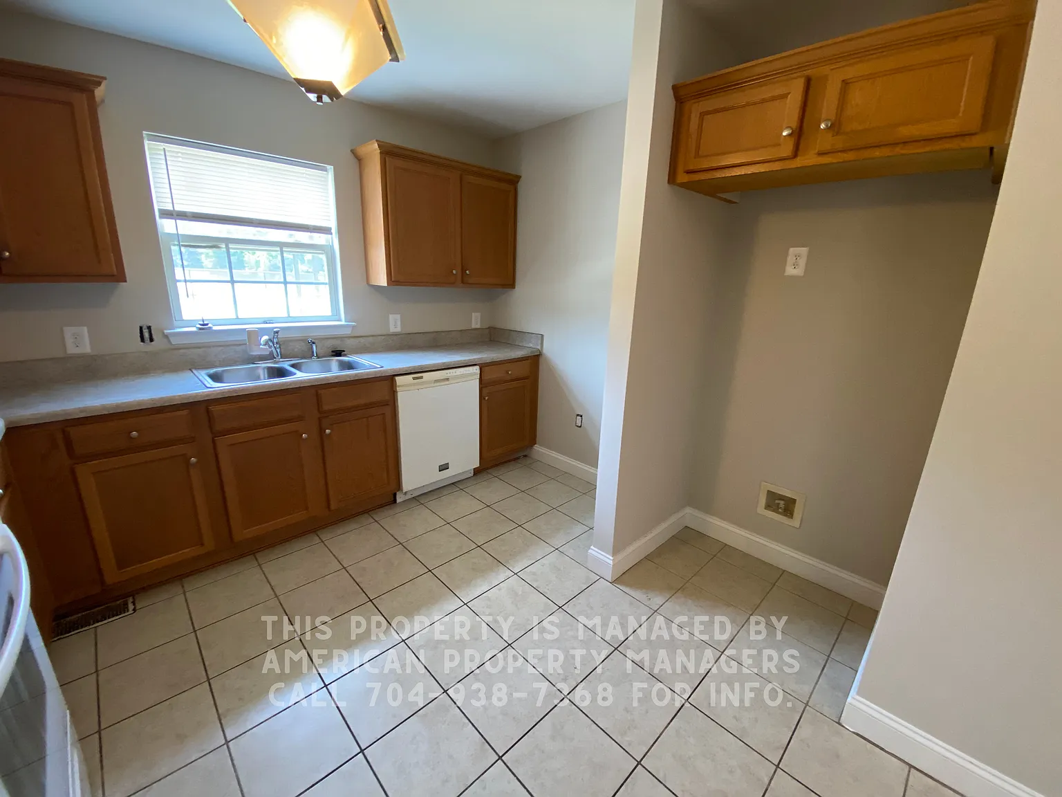 1176 Lombardi St — Photo 4