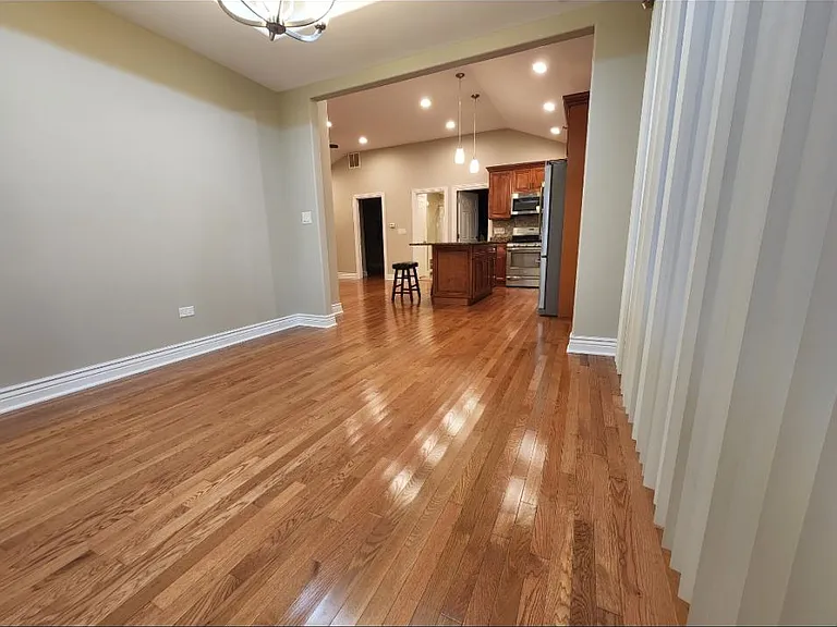 7227 W 113th Pl — Photo 15
