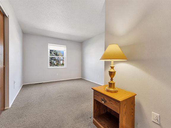 5th image of 7434 Foxfield Dr