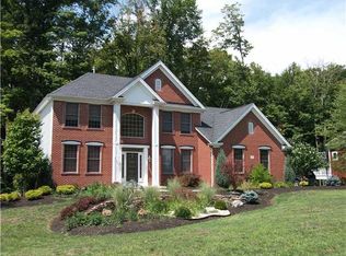 13 Redbrick Rd, Orchard Park, NY 14127