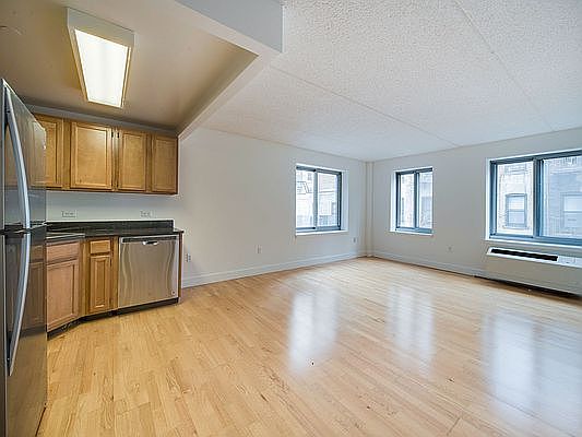 1st image of 63 Schermerhorn St APT 4B